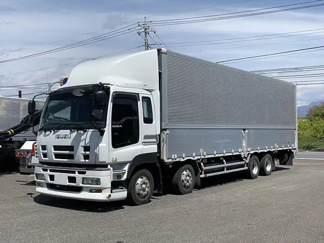 いすゞ ギガ 大型 ウイング エアサス ベッド の中古トラック【車両No.96061】