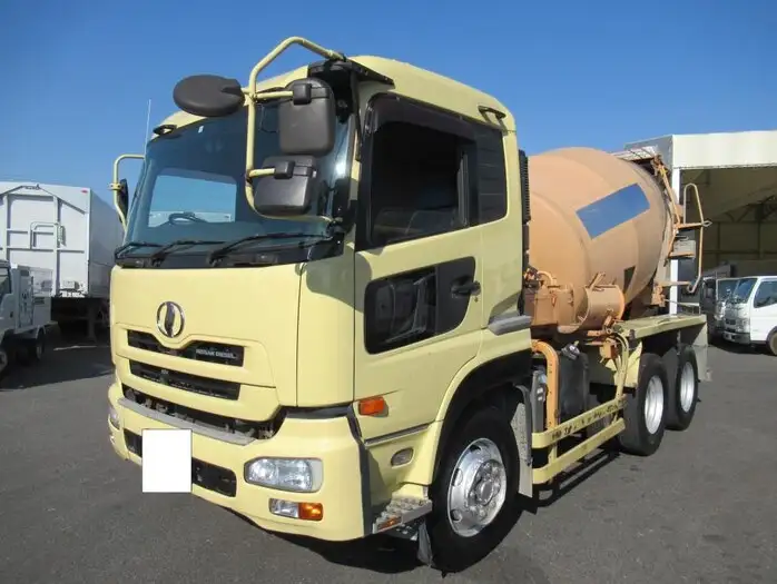 日産UD クオン 大型 ミキサー・ポンプ ベッド ADG-CW2XL の中古トラック【車両No.103396】