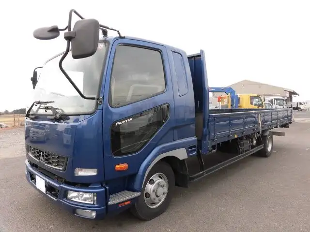 三菱 ファイター 中型/増トン 平ボディ 床鉄板 ベッド の中古トラック【車両No.104913】