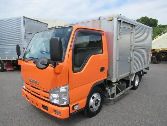 いすゞ エルフ 小型 冷凍冷蔵 中温 床アルミ の中古トラック【車両No.110884】