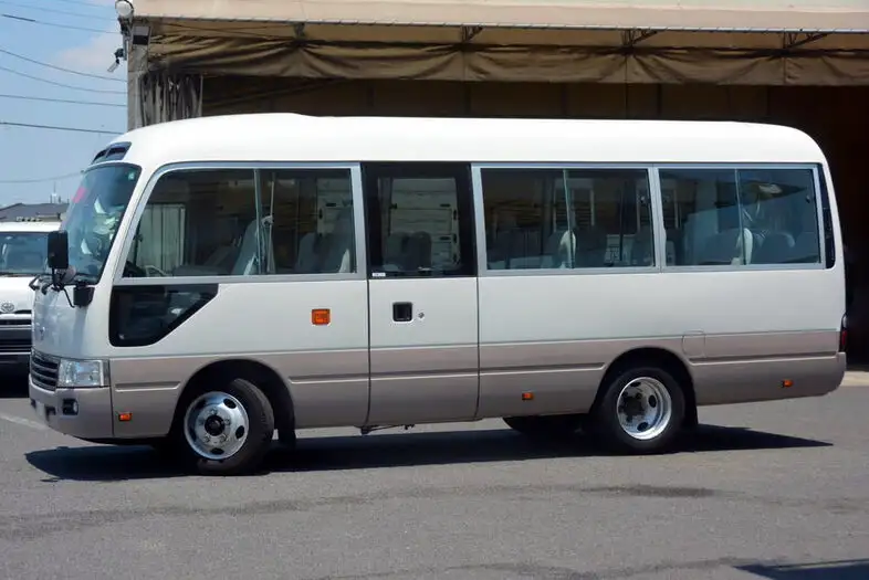 トヨタ コースター 小型 バス マイクロバス BDG-XZB40 の中古トラック【車両No.114937】