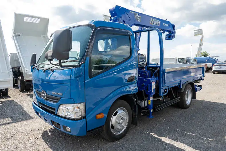 日野 デュトロ 小型 クレーン付 4段 ラジコン の中古トラック【車両No.117914】