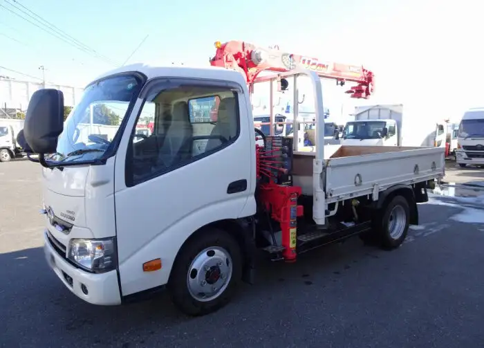 日野 デュトロ 小型 クレーン付 3段 ラジコン の中古トラック【車両No.119909】