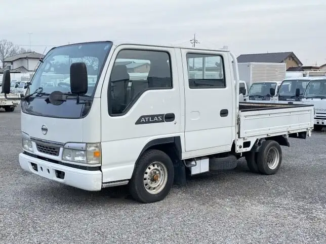 日産 アトラス 小型 平ボディ Wキャブ KR-AHR69E の中古トラック【車両No.120930】