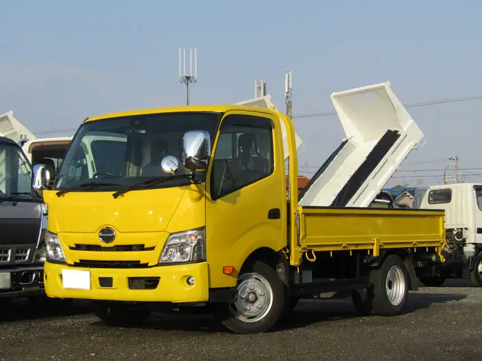 日野 デュトロ 小型 平ボディ 床鉄板 2RG-XZU700M の中古トラック【車両No.120683】