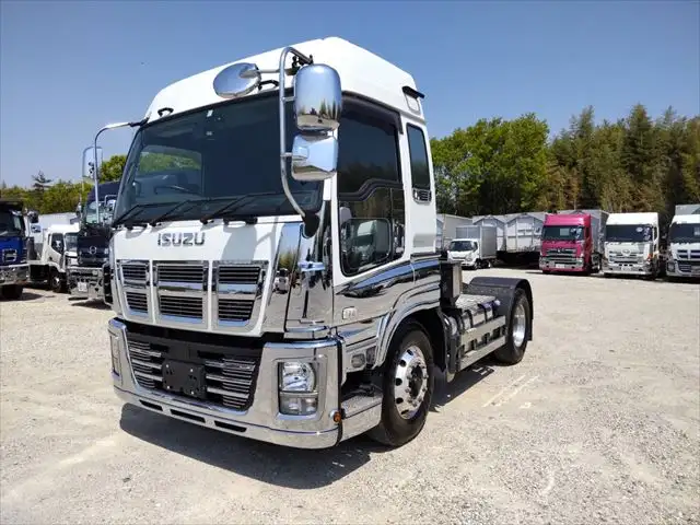 いすゞ ギガ 大型 トラクター ハイルーフ 1デフ の中古トラック【車両No.125132】