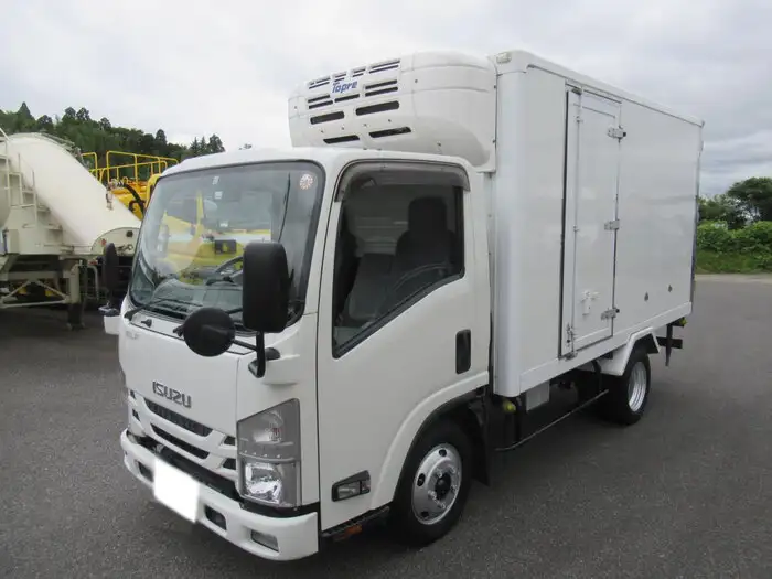 いすゞ エルフ 小型 冷凍冷蔵 中温 キーストン の中古トラック【車両No.130740】
