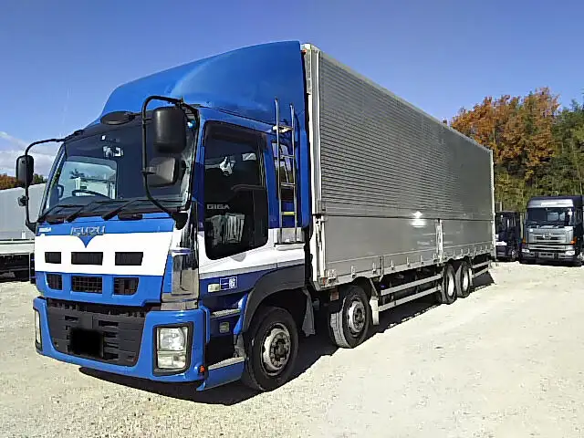 いすゞ ギガ 大型 ウイング エアサス ベッド の中古トラック【車両No.131225】