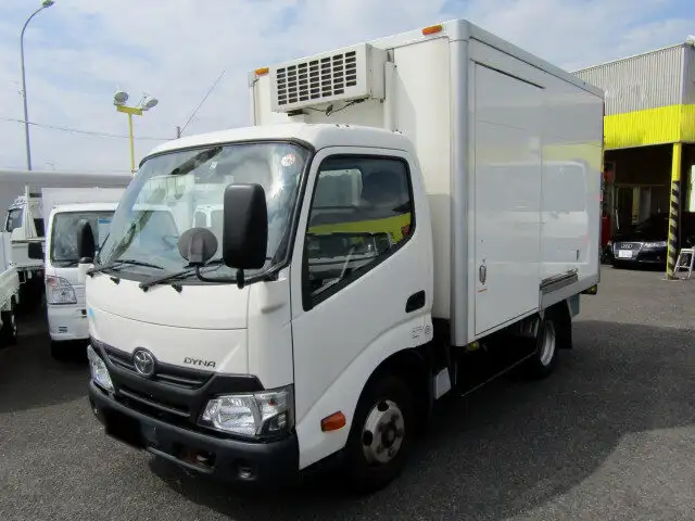 トヨタ ダイナ 小型 冷凍冷蔵 中温 スタンバイ の中古トラック【車両No.131470】