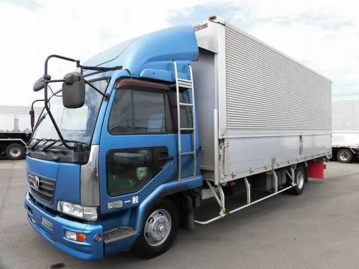 日産UD コンドル 中型/増トン ウイング ベッド BDG-MK37C の中古トラック【車両No.133701】