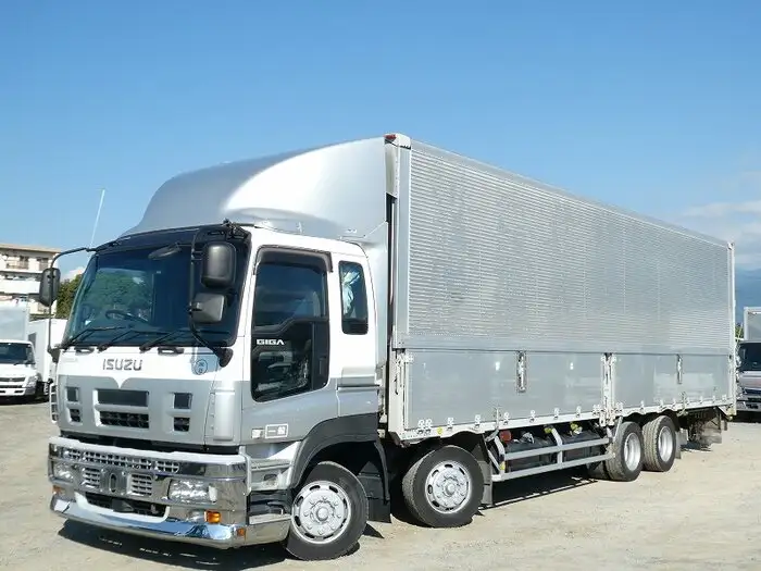 いすゞ ギガ 大型 ウイング エアサス センターローラー の中古トラック【車両No.135135】