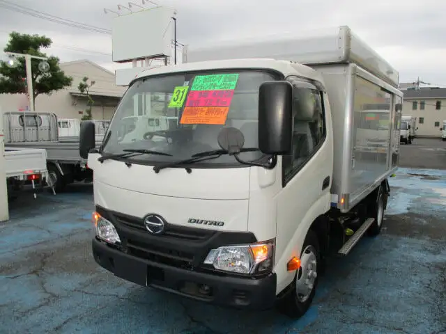 日野 デュトロ 小型 アルミバン ボトルカー サイドドア の中古トラック【車両No.135925】
