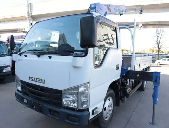 いすゞ エルフ 小型 クレーン付 3段 ラジコン の中古トラック【車両No.138092】