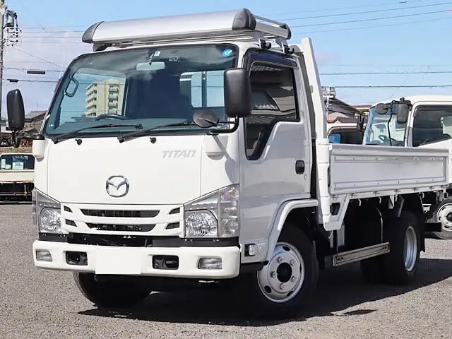 マツダ タイタン 小型 平ボディ 床鉄板 TRG-LKR85R の中古トラック【車両No.139933】