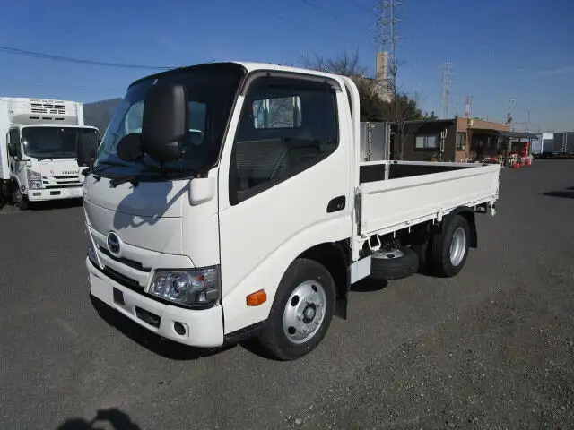 日野 デュトロ 小型 平ボディ 2RG-XZU605M R2 の中古トラック【車両No.140151】