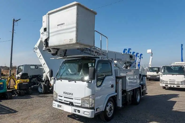 いすゞ エルフ 小型 高所・建柱車 高所作業車 電工仕様 の中古トラック【車両No.141096】