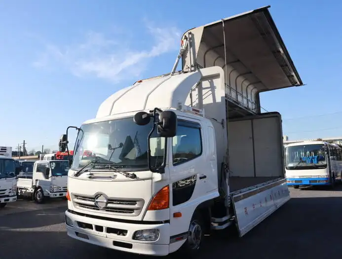 日野 レンジャー 中型/増トン ウイング 幌ウイング ベッド の中古トラック【車両No.141633】
