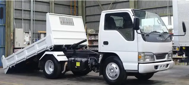 いすゞ エルフ 小型 ダンプ ローダー KR-NKR81EP の中古トラック【車両No.141795】