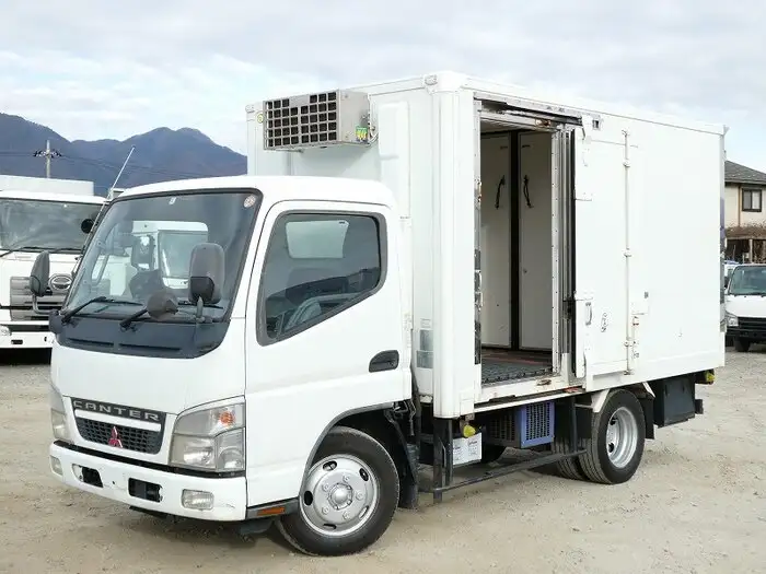 三菱 キャンター 小型 冷凍冷蔵 低温 スタンバイ の中古トラック【車両No.143265】