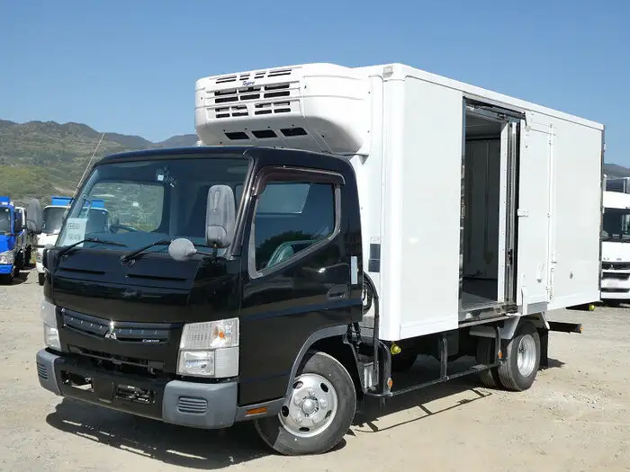 三菱 キャンター 小型 冷凍冷蔵 低温 床ステン の中古トラック【車両No.144105】