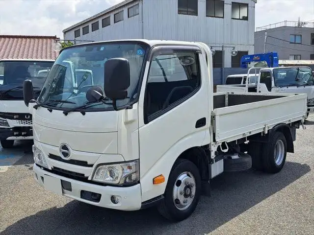 日野 デュトロ 小型 平ボディ 2RG-XZC605M R3 の中古トラック【車両No.144475】