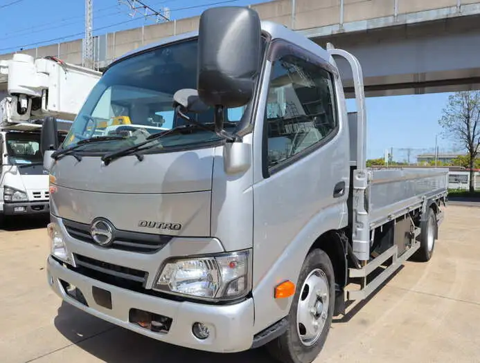 日野 デュトロ 小型 平ボディ TKG-XZU655M H30 の中古トラック【車両No.144427】
