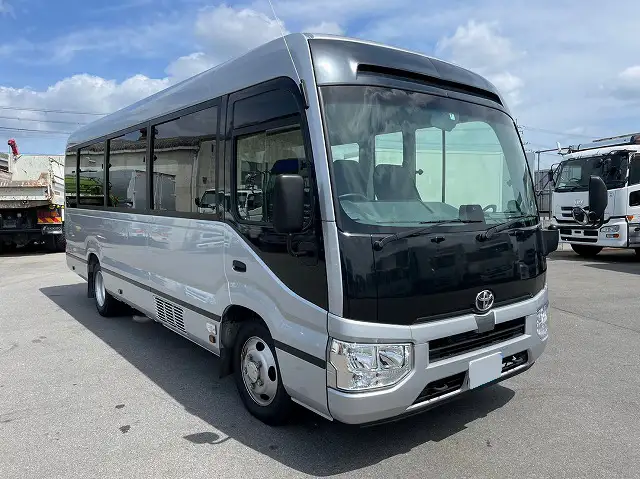 トヨタ コースター 小型 バス マイクロバス SKG-XZB70 の中古トラック【車両No.145522】