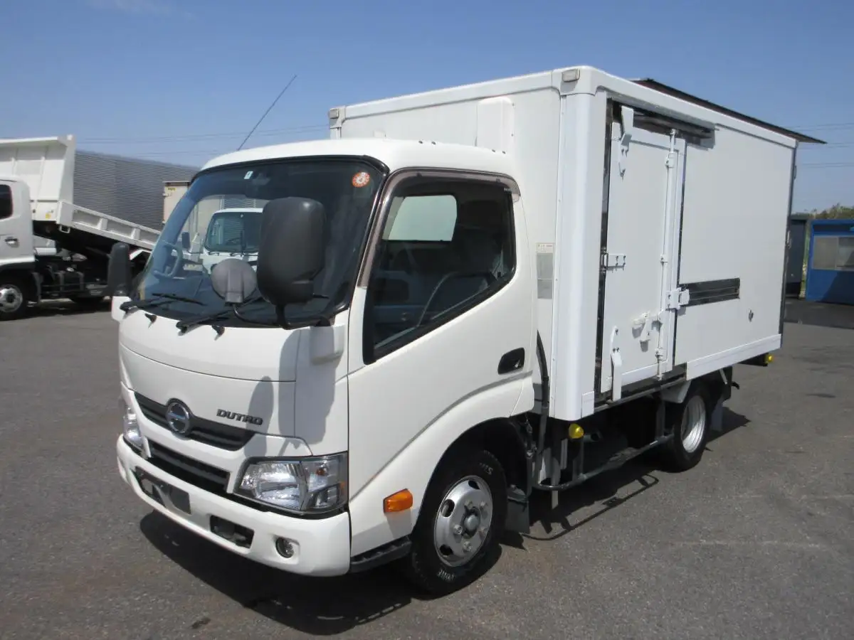 日野 デュトロ 小型 冷凍冷蔵 中温 床ステン の中古トラック【車両No.145613】