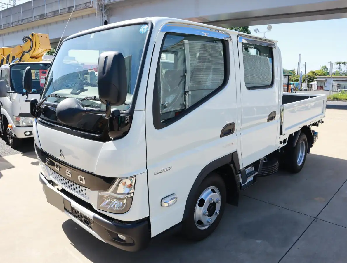 三菱 キャンター 小型 平ボディ Wキャブ 2RG-FBA20 の中古トラック【車両No.146389】