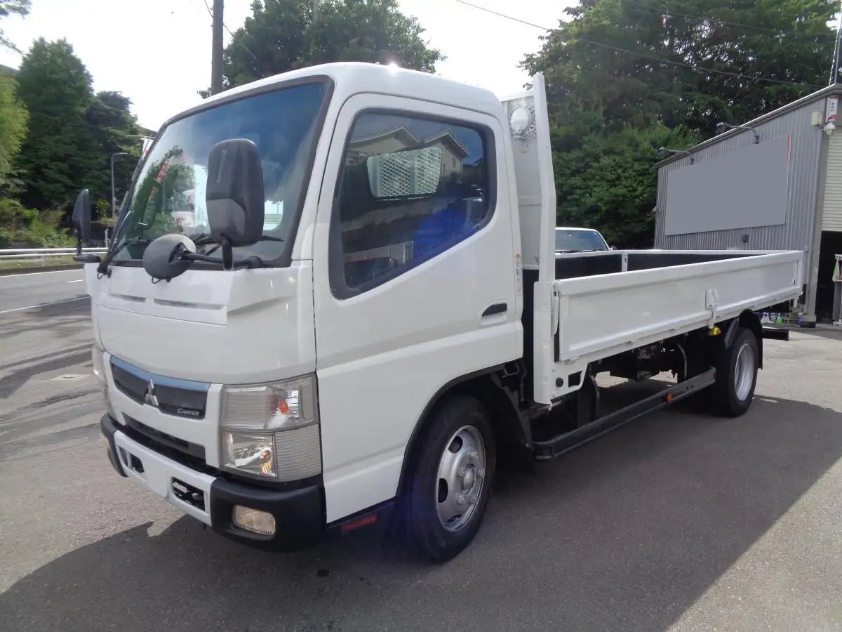 三菱 キャンター 小型 平ボディ 床鉄板 TPG-FEA50 の中古トラック【車両No.147495】