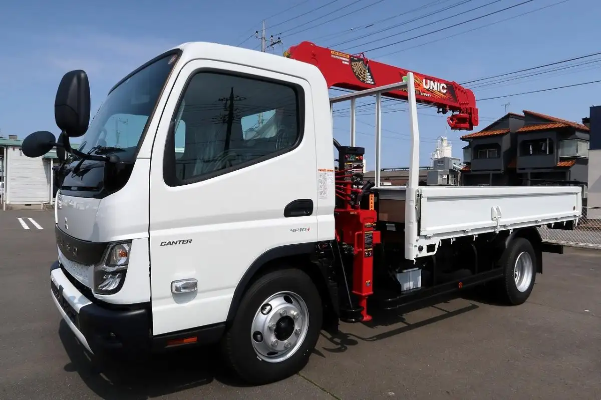三菱 キャンター 小型 クレーン付 5段 ラジコン の中古トラック【車両No.147506】