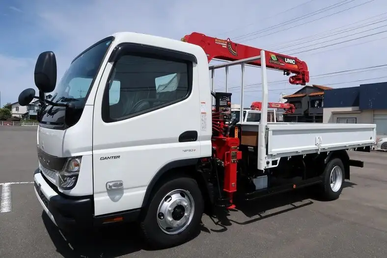 三菱 キャンター 小型 クレーン付 4段 ラジコン の中古トラック【車両No.148602】
