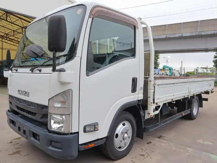 いすゞ エルフ 小型 平ボディ TPG-NPR85AR H27 の中古トラック【車両No.148626】