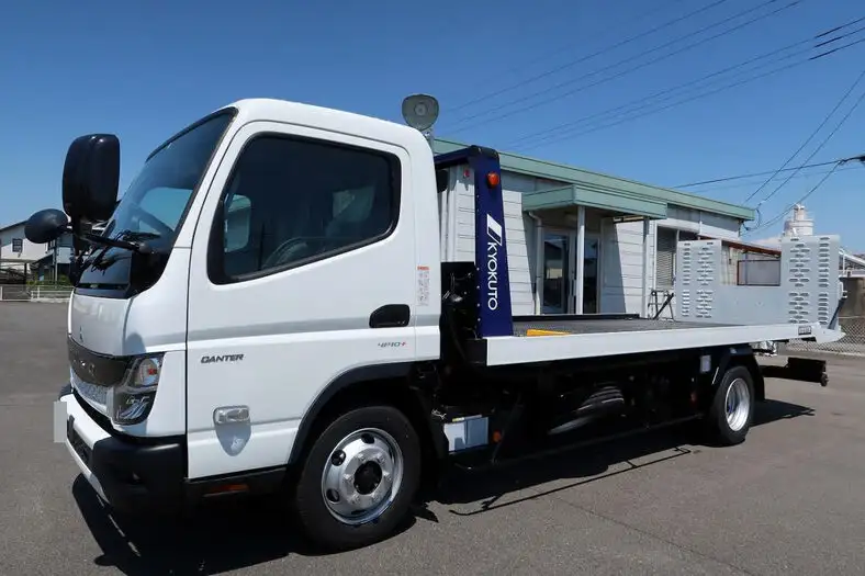 三菱 キャンター 小型 車両重機運搬 ラジコン ウインチ の中古トラック【車両No.150101】