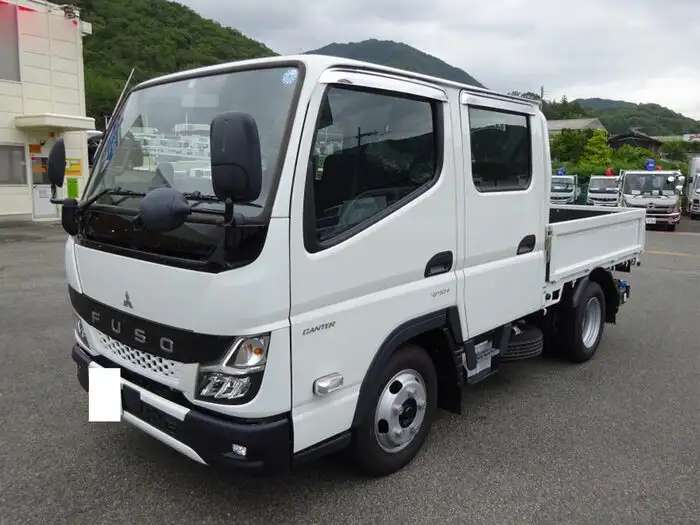 三菱 キャンター 小型 平ボディ Wキャブ 2RG-FBA20 の中古トラック【車両No.151822】