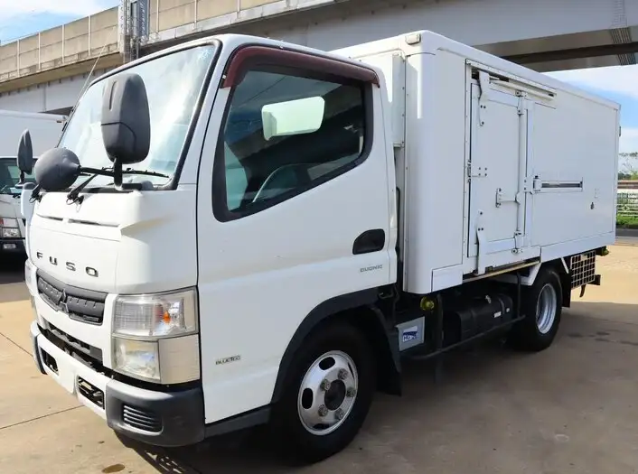 三菱 キャンター 小型 冷凍冷蔵 低温 床ステン の中古トラック【車両No.153191】