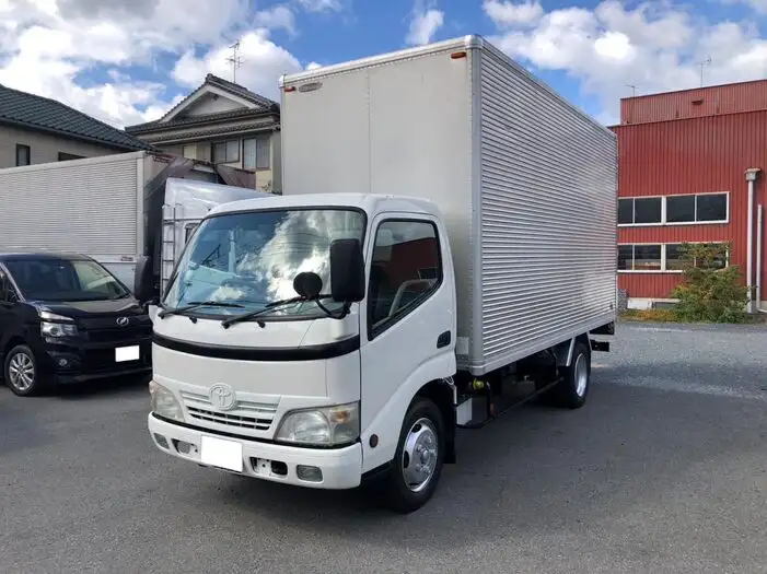 トヨタ ダイナ 小型 アルミバン 3枚観音 BDG-XZU344 の中古トラック【車両No.155720】