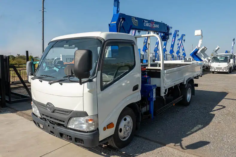 トヨタ ダイナ 小型 クレーン付 4段 ラジコン の中古トラック【車両No.156149】