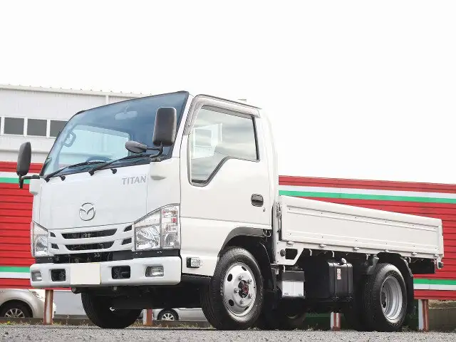 マツダ タイタン 小型 平ボディ 2RG-LHS88A R3 の中古トラック【車両No.156597】