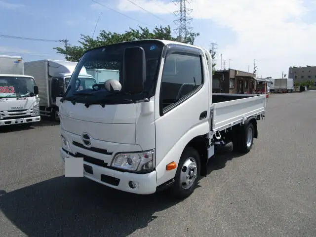 日野 デュトロ 小型 平ボディ 2RG-XZU605M R5 の中古トラック【車両No.156667】