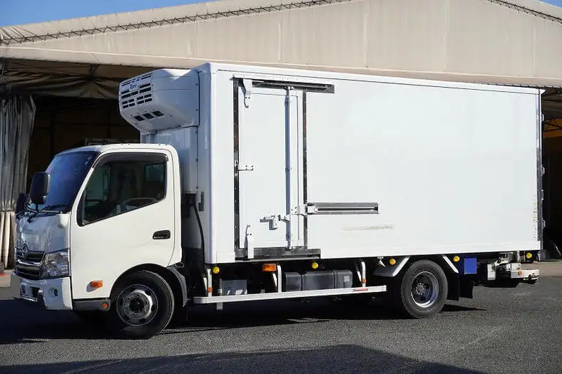 日野 デュトロ 小型 冷凍冷蔵 低温 パワーゲート の中古トラック【車両No.158892】