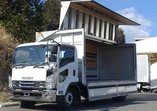 いすゞ フォワード 中型/増トン ウイング パワーゲート LKG-FTR90S2 の中古トラック【車両No.160142】