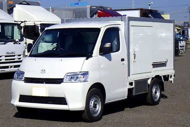 マツダ ボンゴ 小型 冷凍冷蔵 低温 床ステン の中古トラック【車両No.160779】