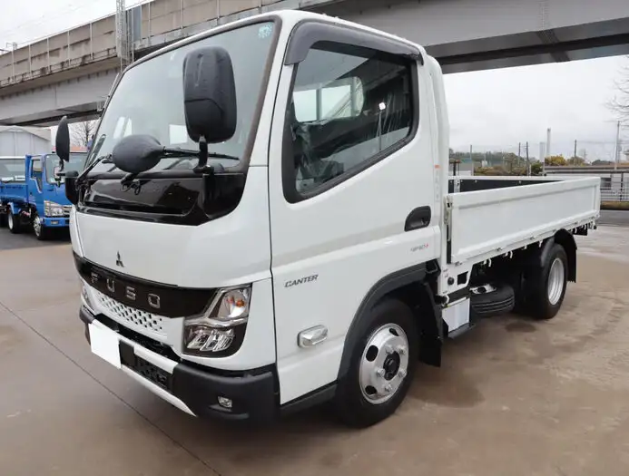 三菱 キャンター 小型 平ボディ 2RG-FBA20 R5 の中古トラック【車両No.161007】