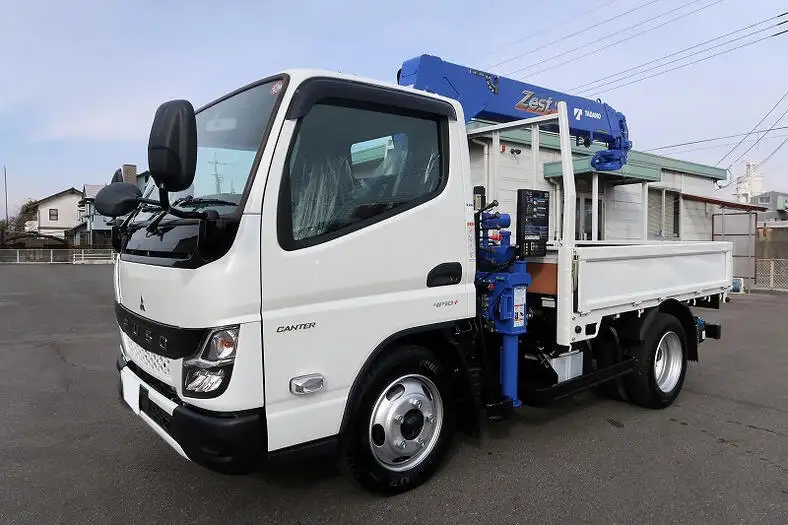 三菱 キャンター 小型 クレーン付 4段 ラジコン の中古トラック【車両No.161292】