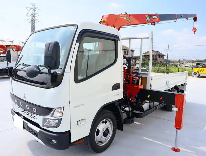 三菱 キャンター 小型 クレーン付 4段 ラジコン の中古トラック【車両No.163729】