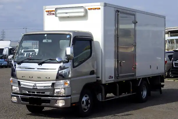 三菱 キャンター 小型 冷凍冷蔵 保冷 キーストン の中古トラック【車両No.164436】