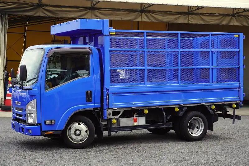 いすゞ エルフ 小型 平ボディ 床鉄板 TRG-NMR85R の中古トラック【車両No.164630】