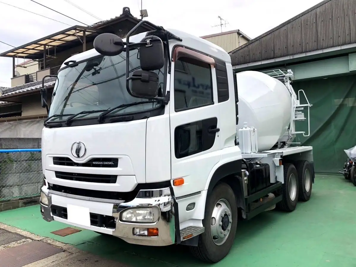 日産UD クオン 大型 ミキサー・ポンプ ベッド ADG-CW2XL の中古トラック【車両No.165166】