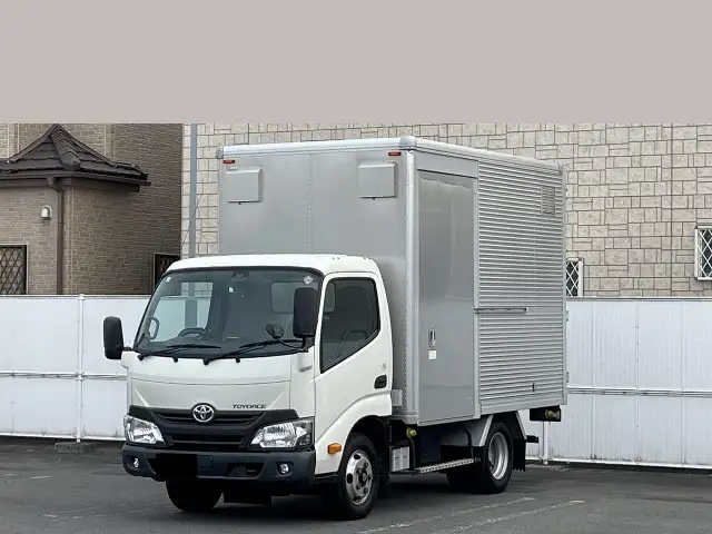 トヨタ トヨエース 小型 アルミバン サイドドア TPG-XZC605 の中古トラック【車両No.165719】